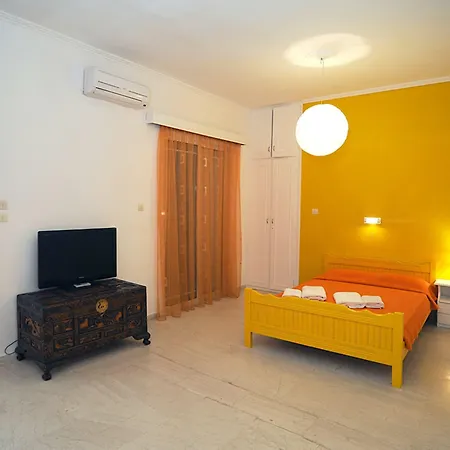 Magemenou Hotel de apartamente Nikiana