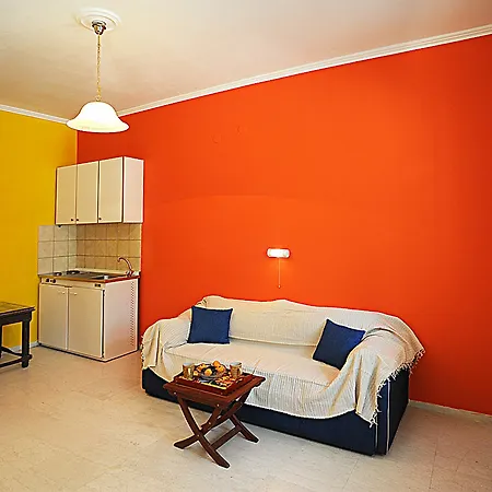 Hotel de apartamente Magemenou 2*