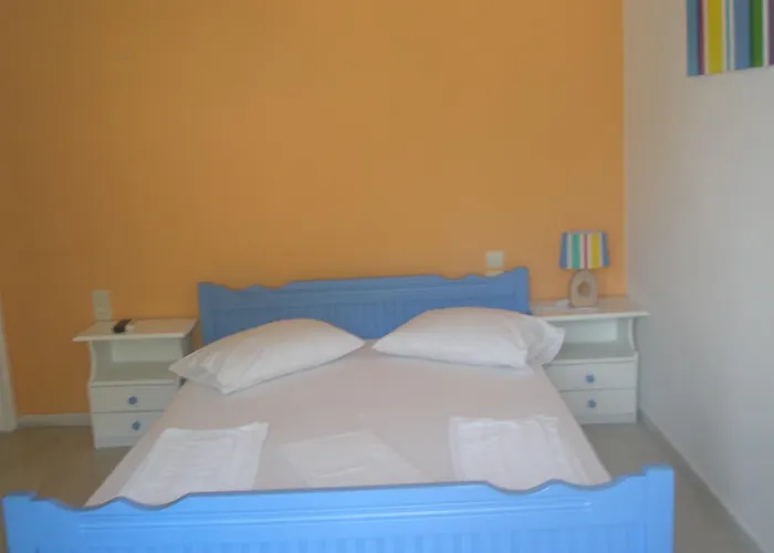Hotel Magemenou 2*