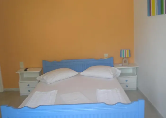 Magemenou Ξενοδοχείο 2*